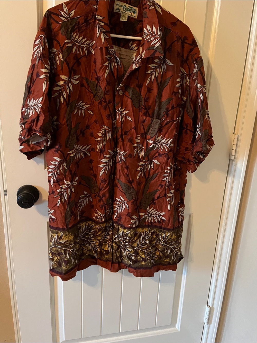Tropical-Print Short Sleeve Button-Down Shirt in Rust by Havana Jacks
